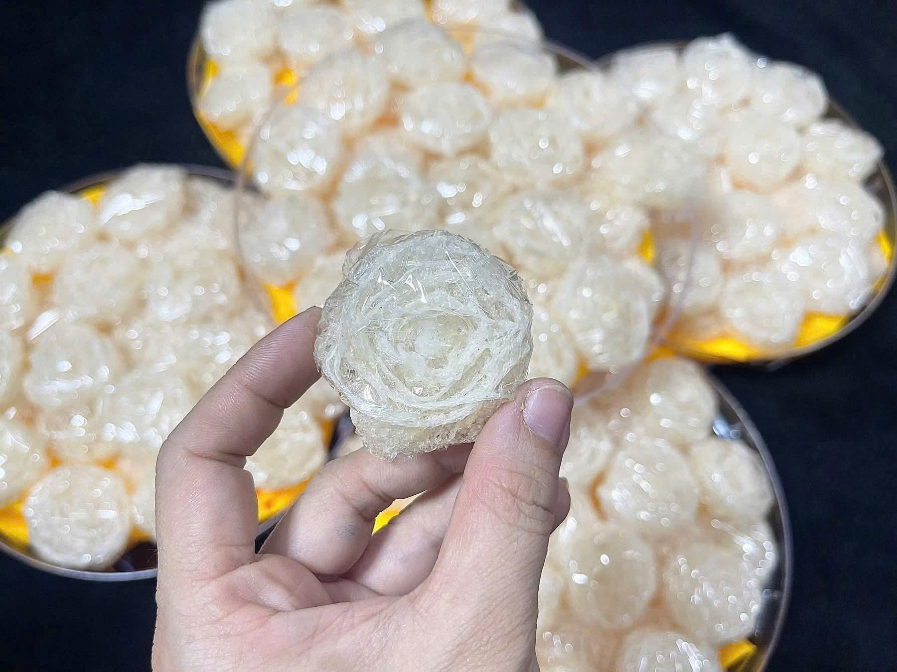 Yến tinh chế hoa hồng